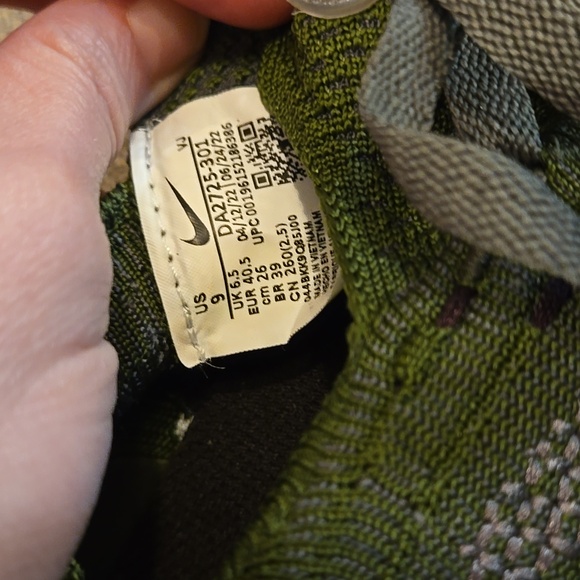 Women's Nike Space Hippie 04 Sneakers In Rough Green Size 9 - Picture 9 of 10